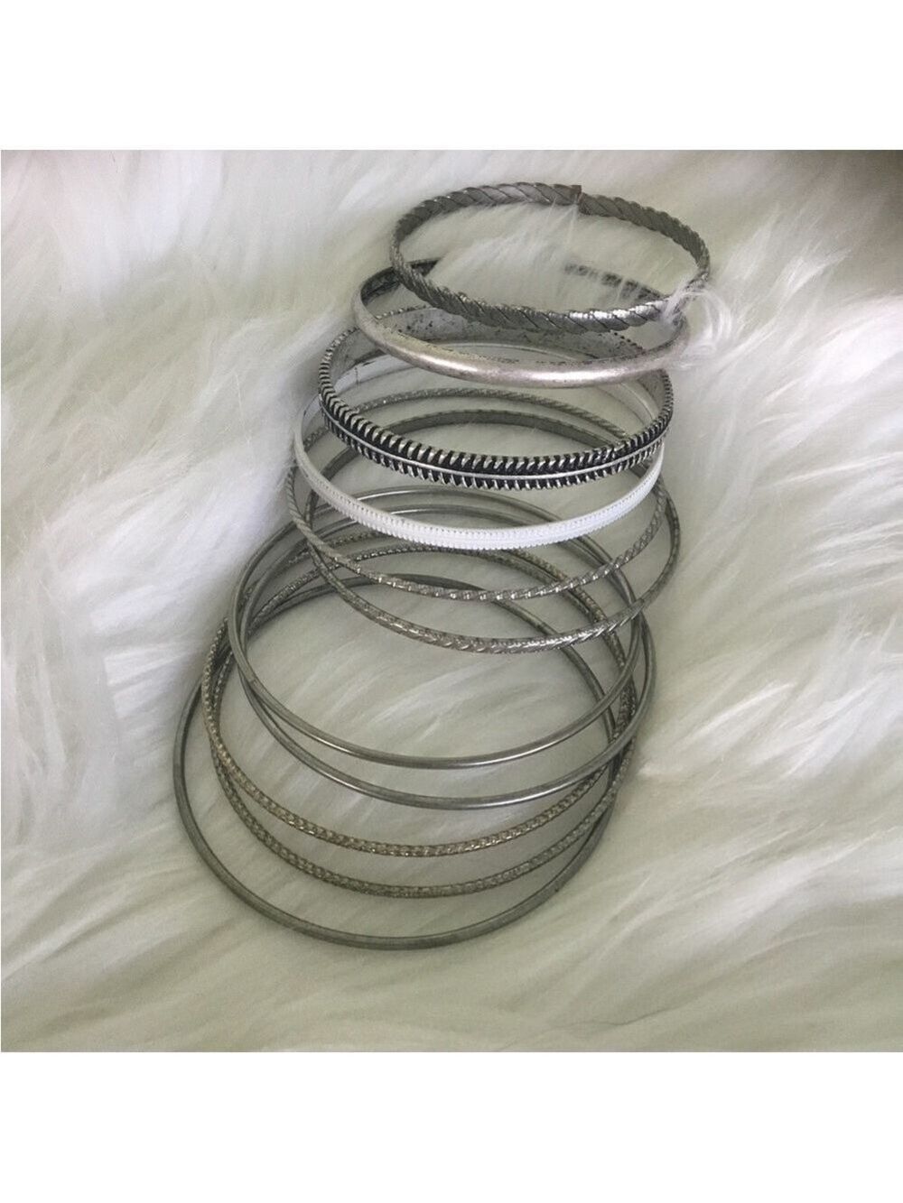 Set of 11 bracelets